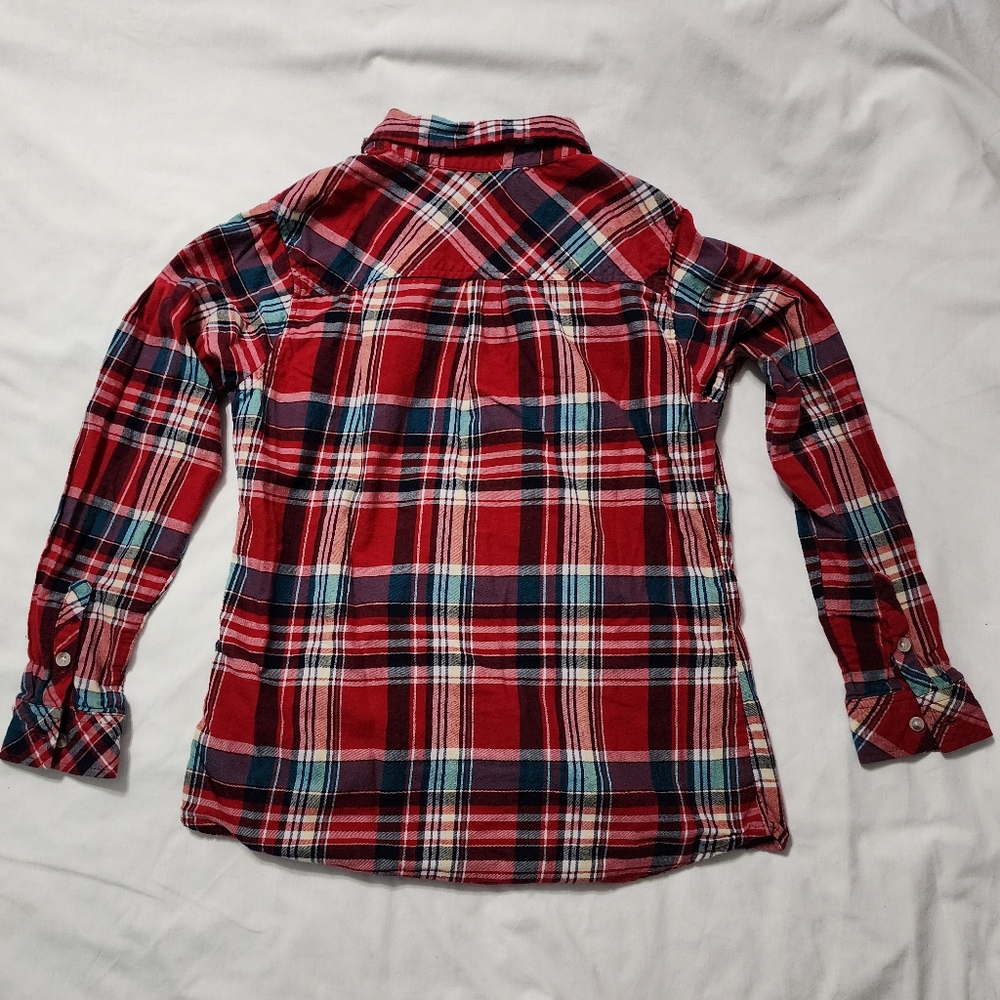 Size small red and blue flannel shirt from Croft and Barrow - Picture 2 of 4
